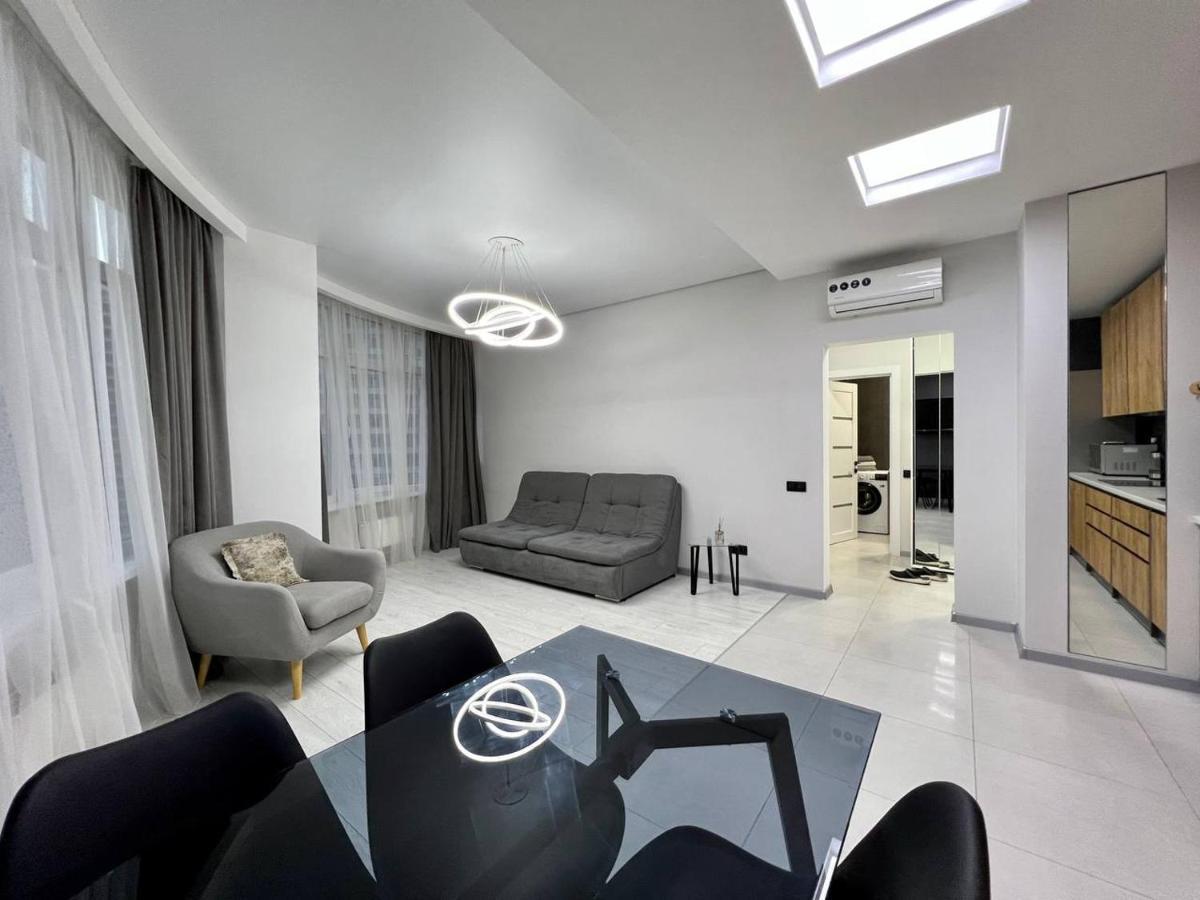 44 Pearl Stylish 1-Bedroom Apartment أوديسا المظهر الخارجي الصورة